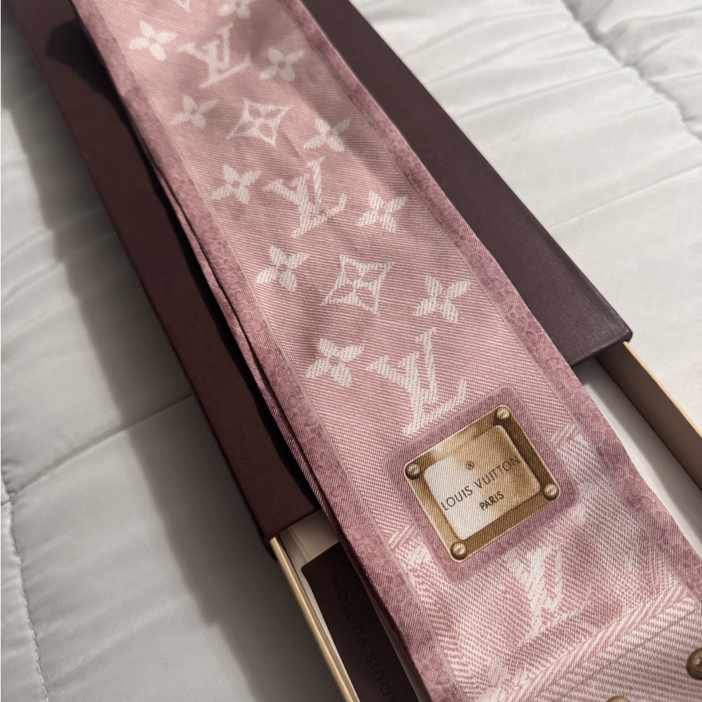 *Authentic* Louis Vuitton Monogram Pink Silk Denim Bandeau